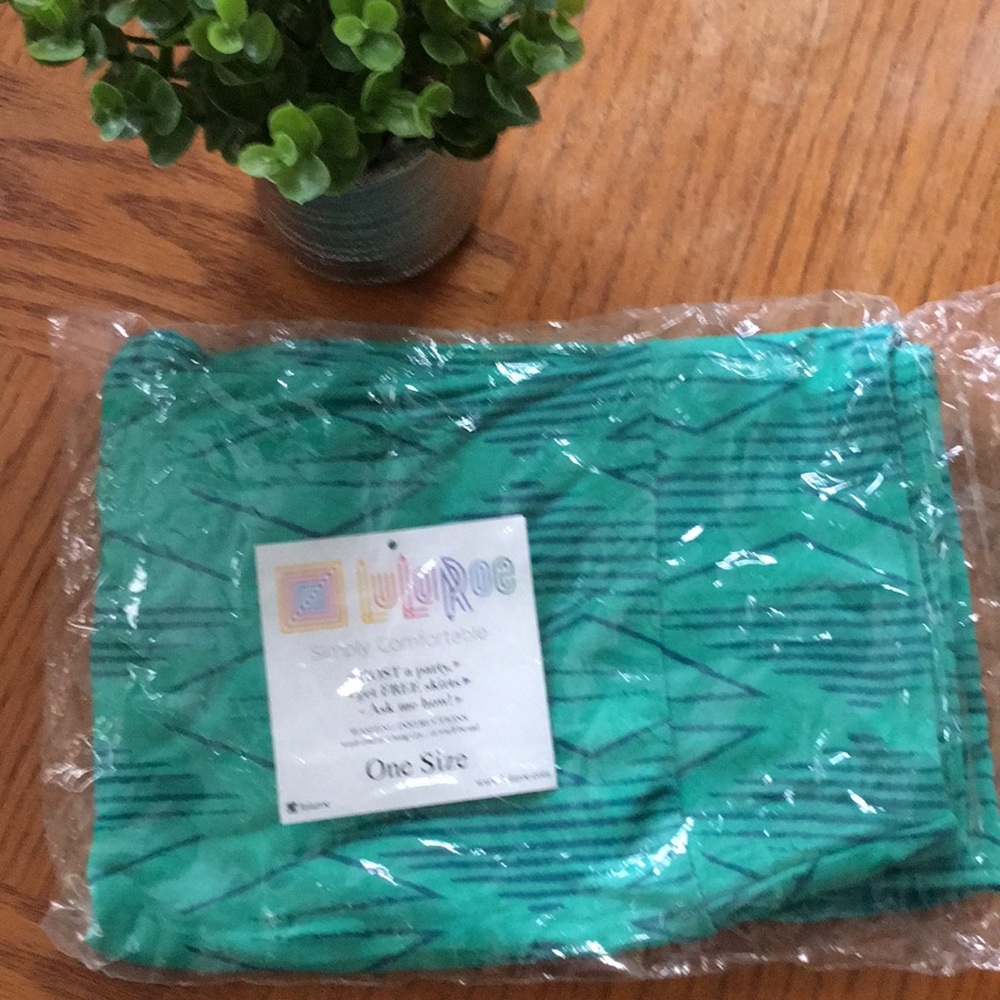 NWT LuLaRoe leggings OS